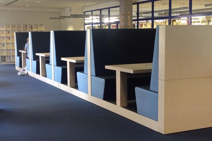 View of the group work area of the A5 library.