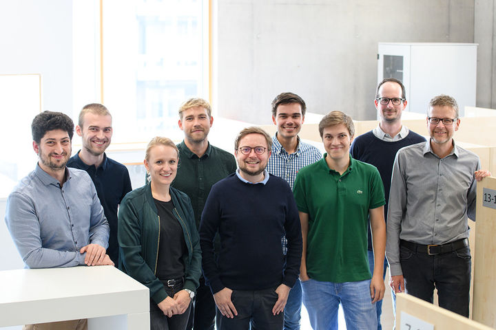 Das neunköpfige Team des mLab.
